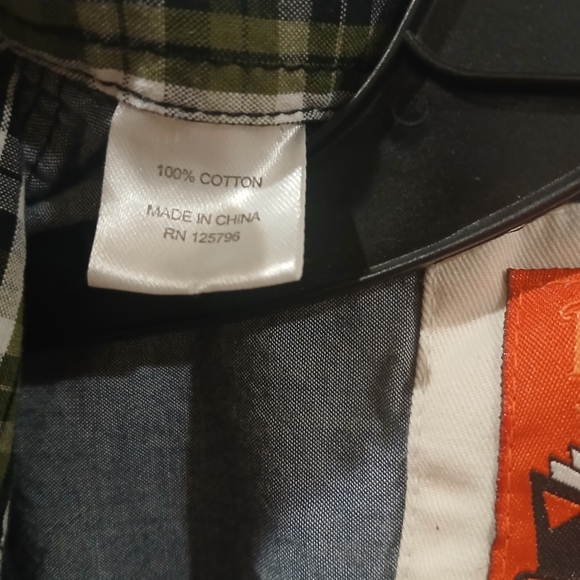 The Rolling Paper Company Green Plaid Button Down Shirt Size: XL Short Sleeved - Picture 8 of 11